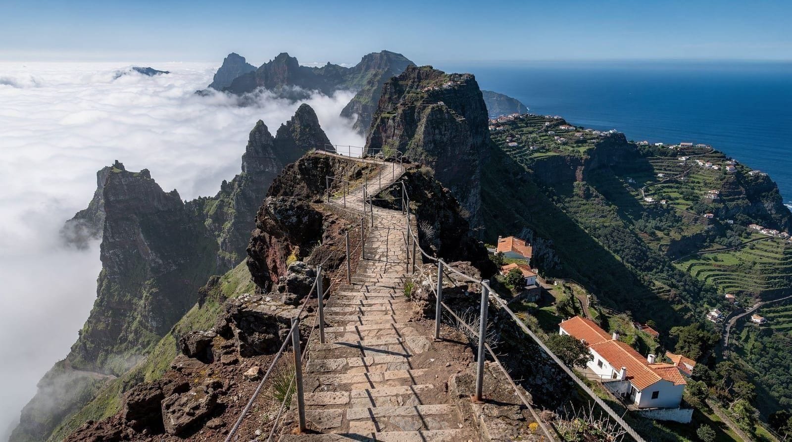 Sonnenaufgang am Pico do Arieiro