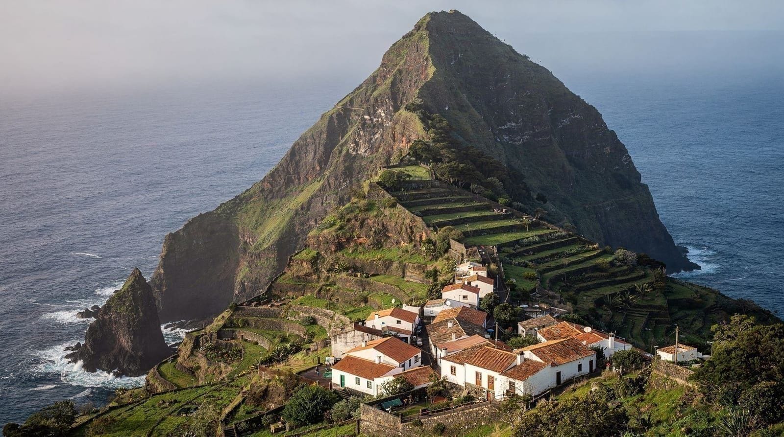 Faial & the Eagle Rock