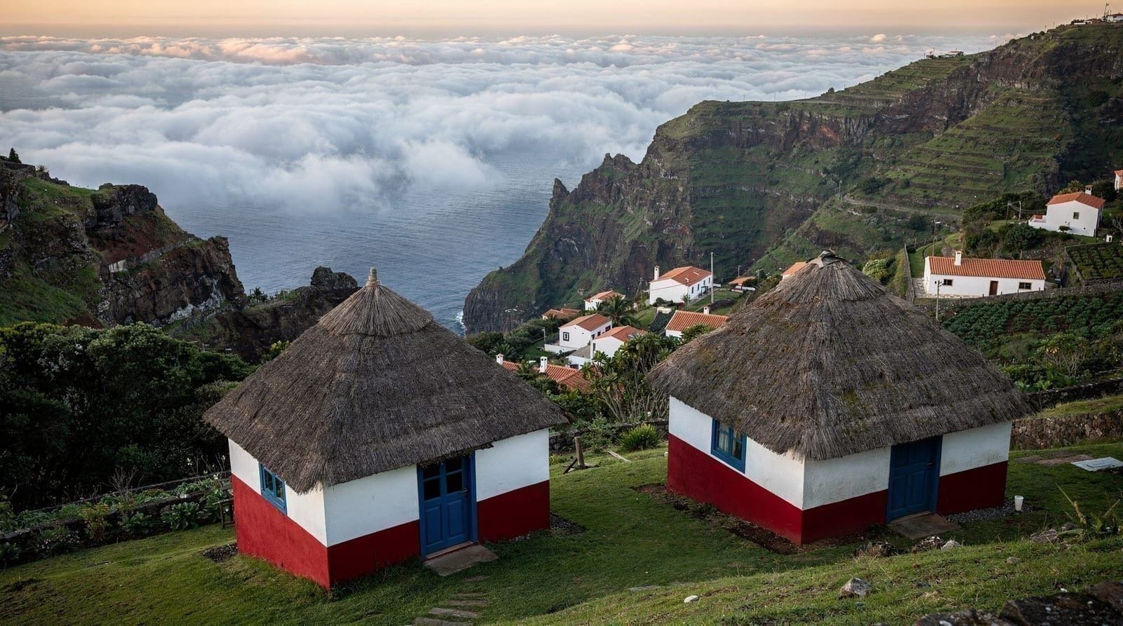 Santana's Thatched Houses: The Casas de Colmo Explained