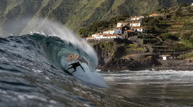 Surfing in Madeira